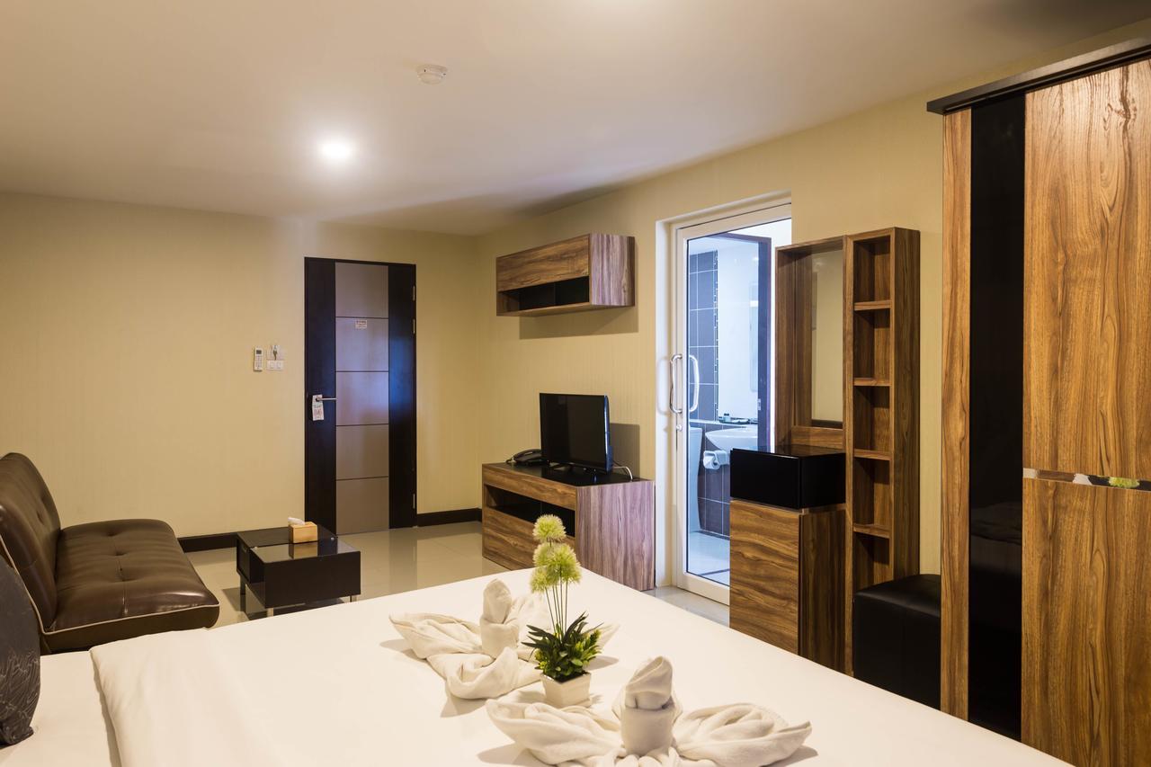 Life Grand Chiang Mai Hotel Exterior photo